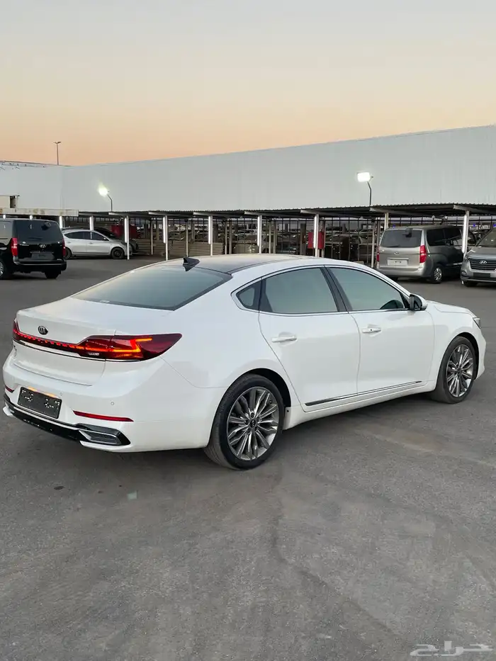 كيا كادينزا 2021 بنزين فل كامل بطاقه جمركيه وارد كوريا 5