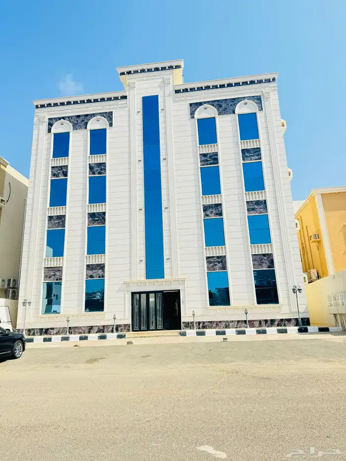 شقق للبيع تشطيب ممتاز حي السويس 0