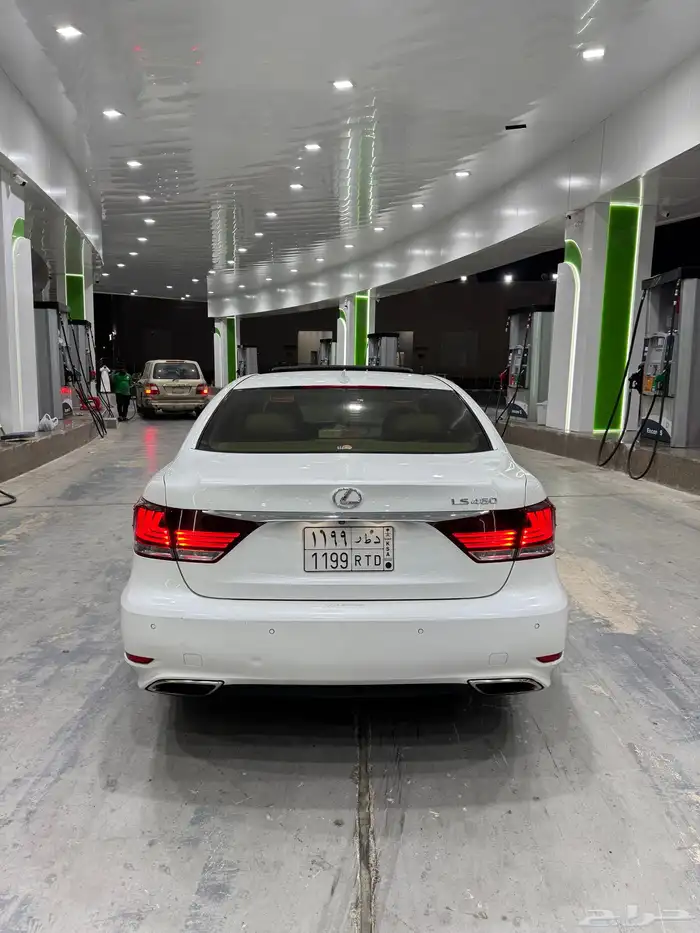 لكزس LS460 2015 وكالة 21