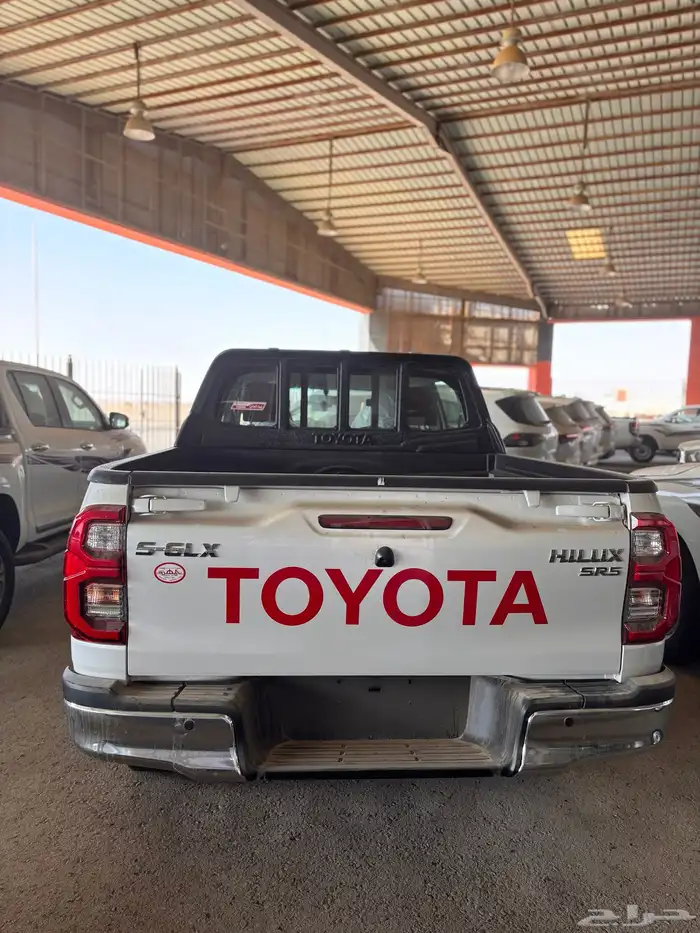 هايلكس 2025 بنزين فل كامل 2