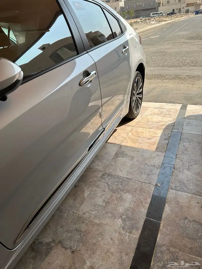 كورولا 2024 GLI هايبرد اعلى فئة - ممشى قليل - شبه وكالة 40