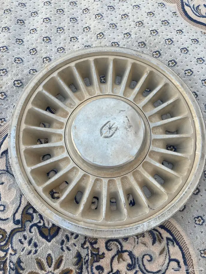 طيس كرسيدا قديمه 1