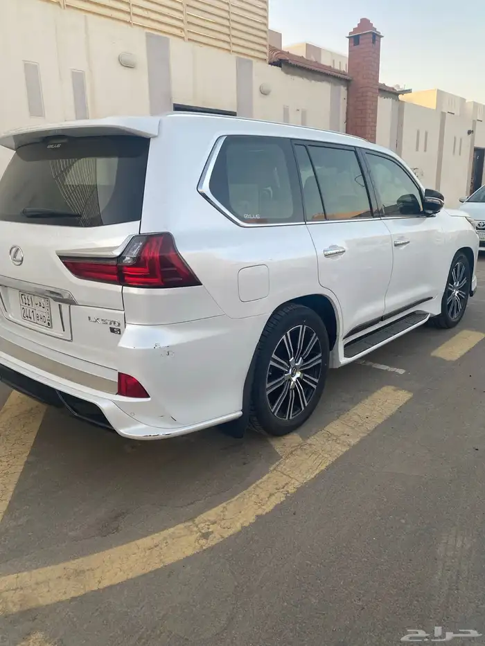 جيب لكزس 2021 12