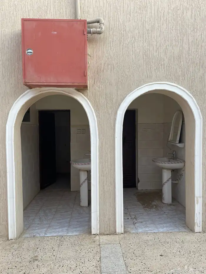 استراحة سكن عمال او مستودعات للاستثمار للأفراد والشركات 4