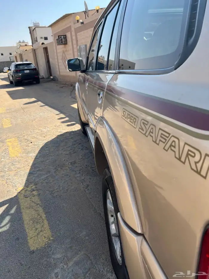 جيب نيسان باترول سوبر سفاري 3