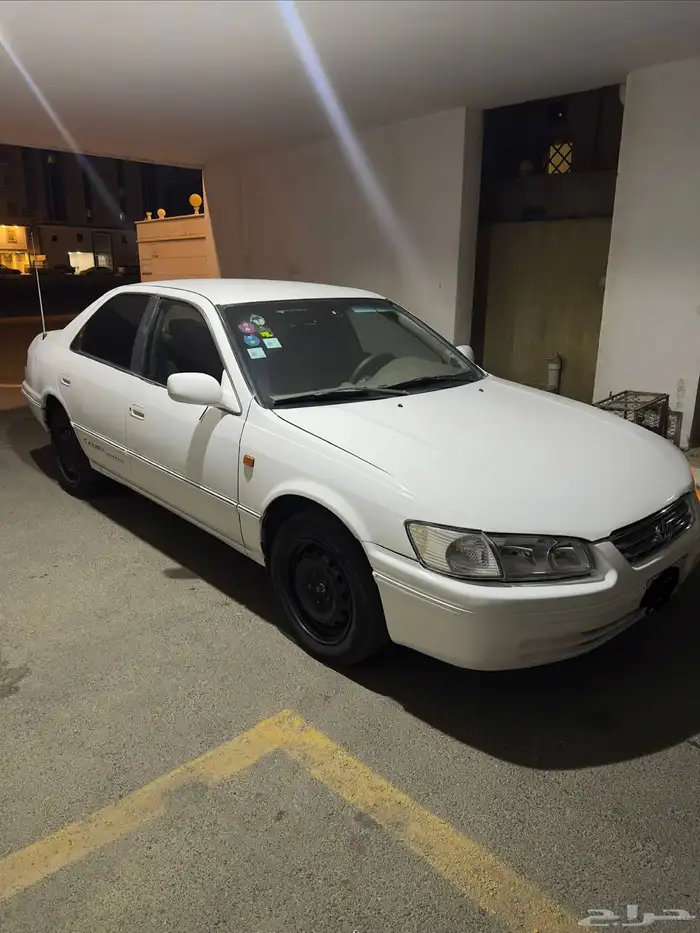 كامري 2002 تماتيك نظيفه لمتد للبيع 2