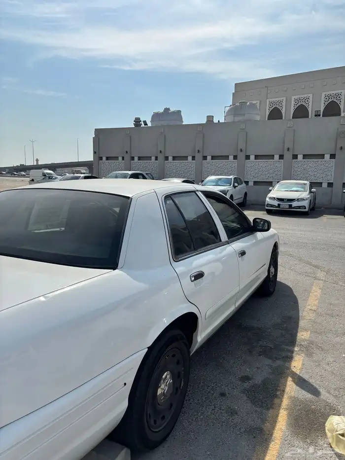 فورد بوليسي 1