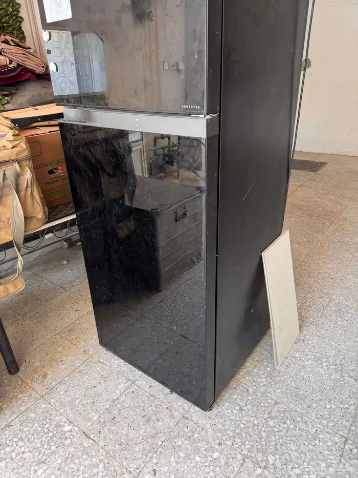 ثلاجه وفرن وقز سطحي ونشافه للبيع 4