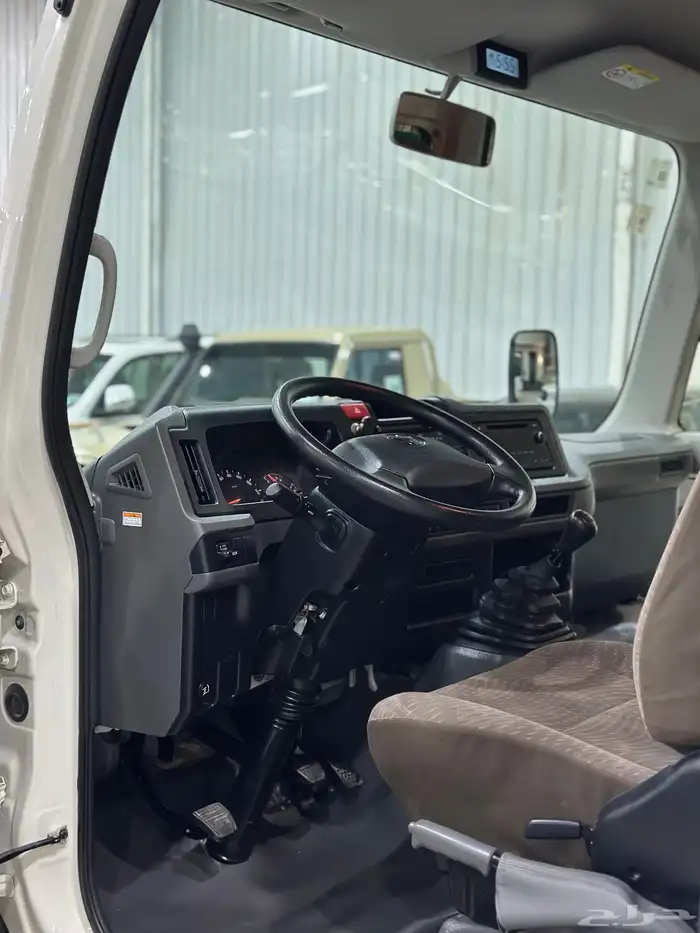 كوستر 2022 ديزل 23 راكب 8