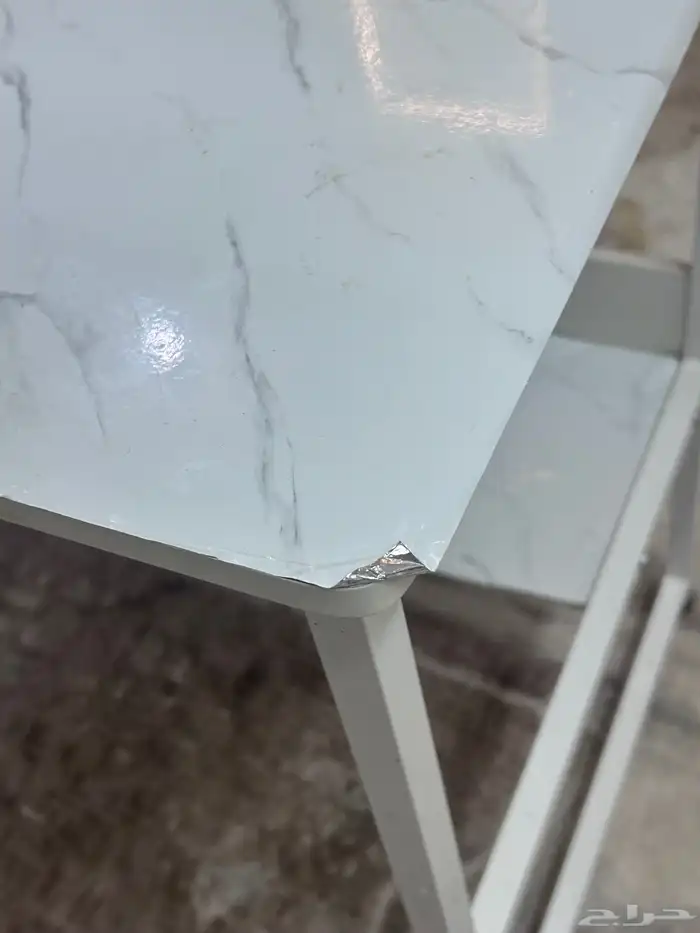 طاوله دراسه 100 و طاوله استقبال مع 3 خدمه 200 3