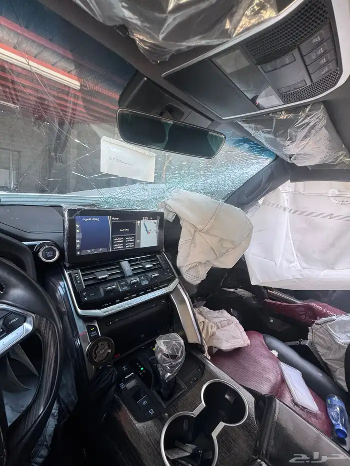 لاند كروزر 2024 vxr بريمي 2