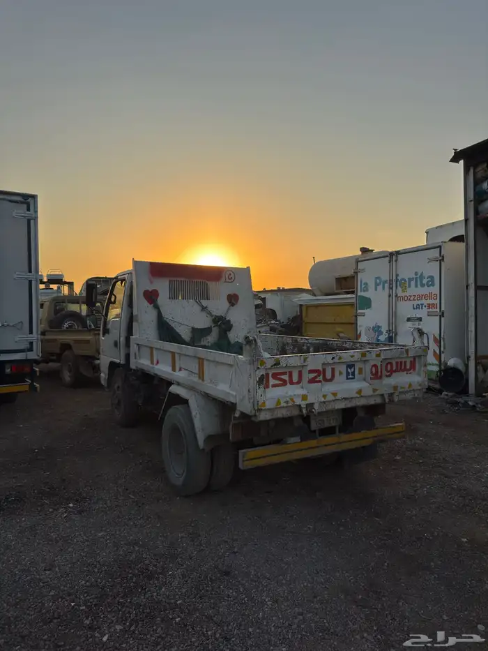 قلاب ايسوزو 2002 1