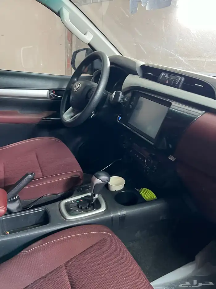 هايلكس دبل قير تماتيك بنزين موديل 2023 3