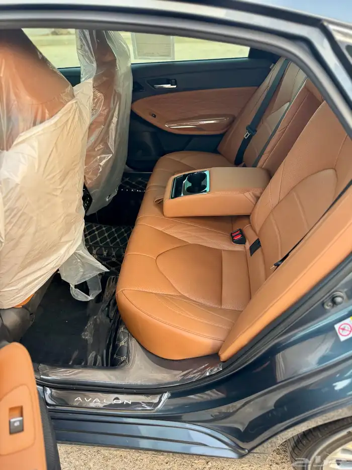 للبيع افالون 2021 ((فل كامل)) نظيفة جدا  ((ممشى قليل)) 47