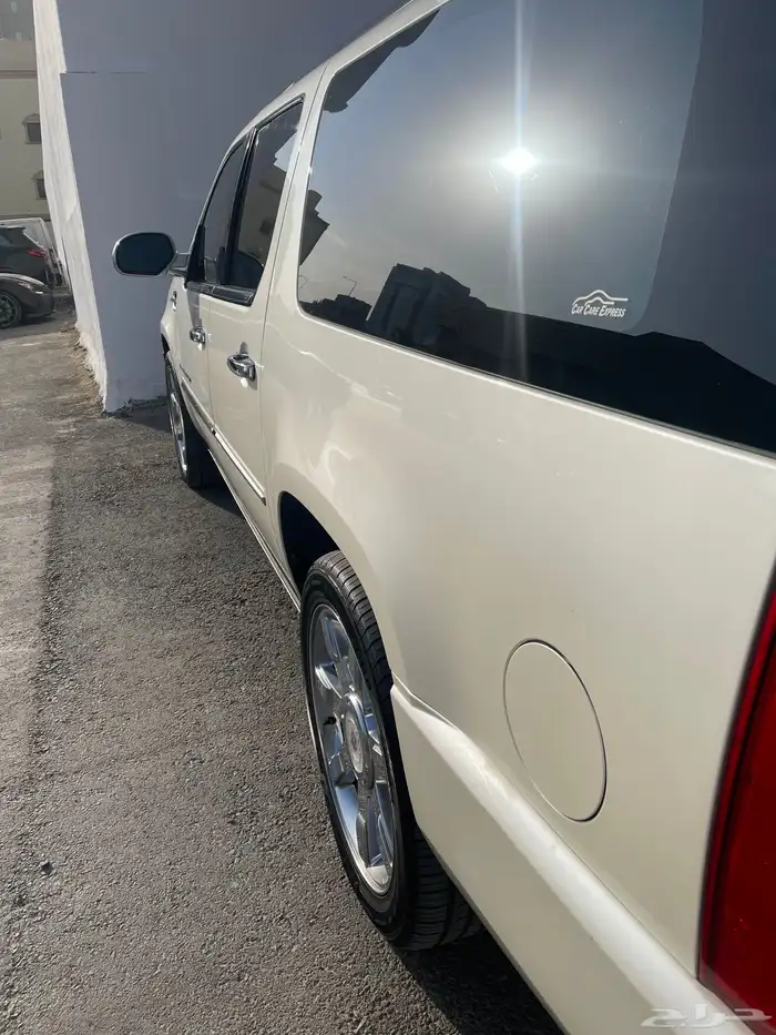 كاديلاك إسكاليد 2009 نظيف للبيع 5