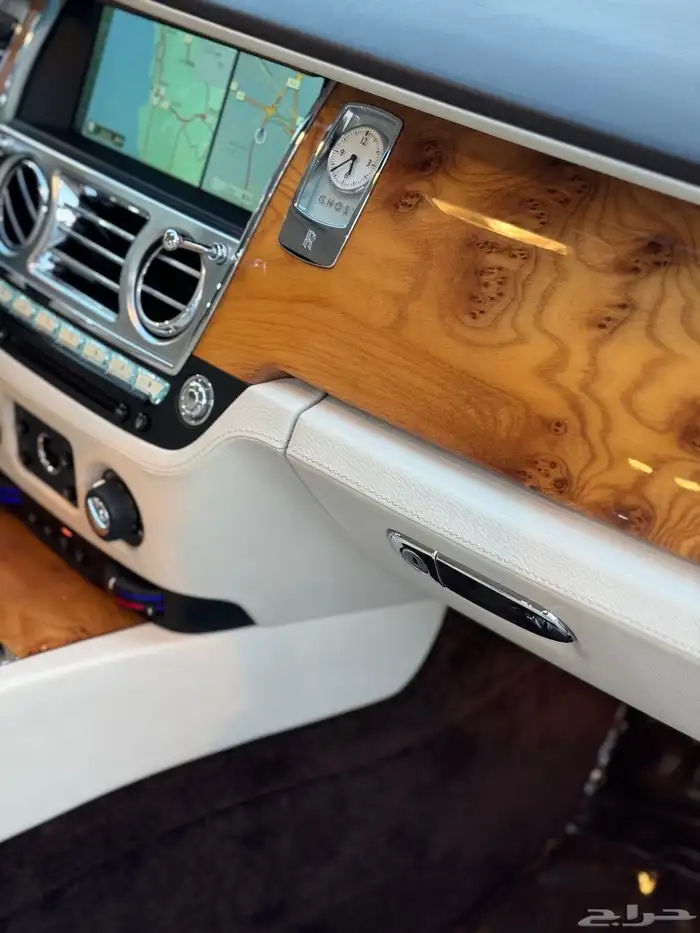 رولزرويس قوست 2014 - مخزن - ممشى 28 الف كيلومتر فقط 13