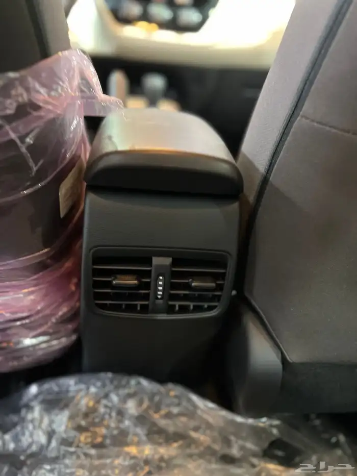 تويوتا   كورولا XLi استاندر 2.0 بنزين 2025جديد 78.750شامل 21