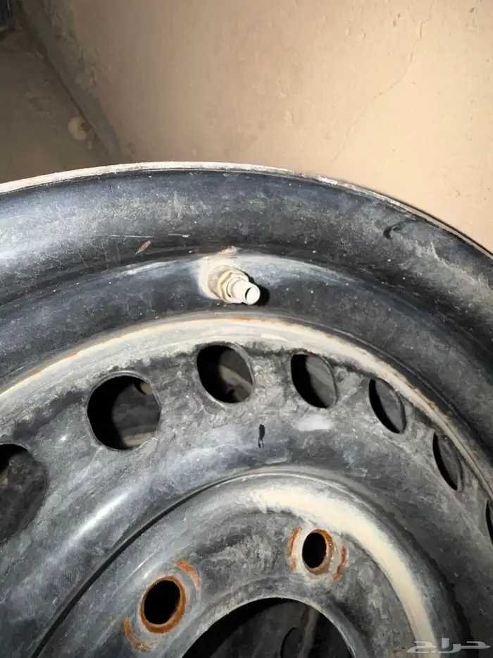 عزبة نيسان صندوق تخزين حديد أمريكية وارد السليماني مع جنوط 6