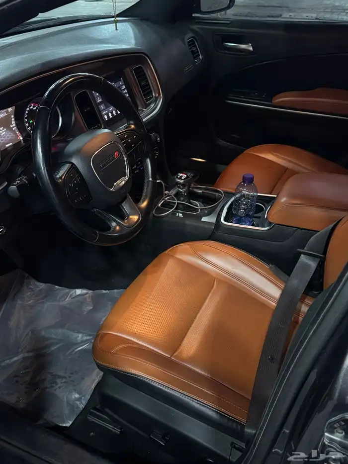 للبيع دوج تشارجر 2020 9