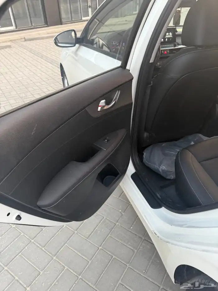 كيا سيراتو K3 مواصفات عالية 10