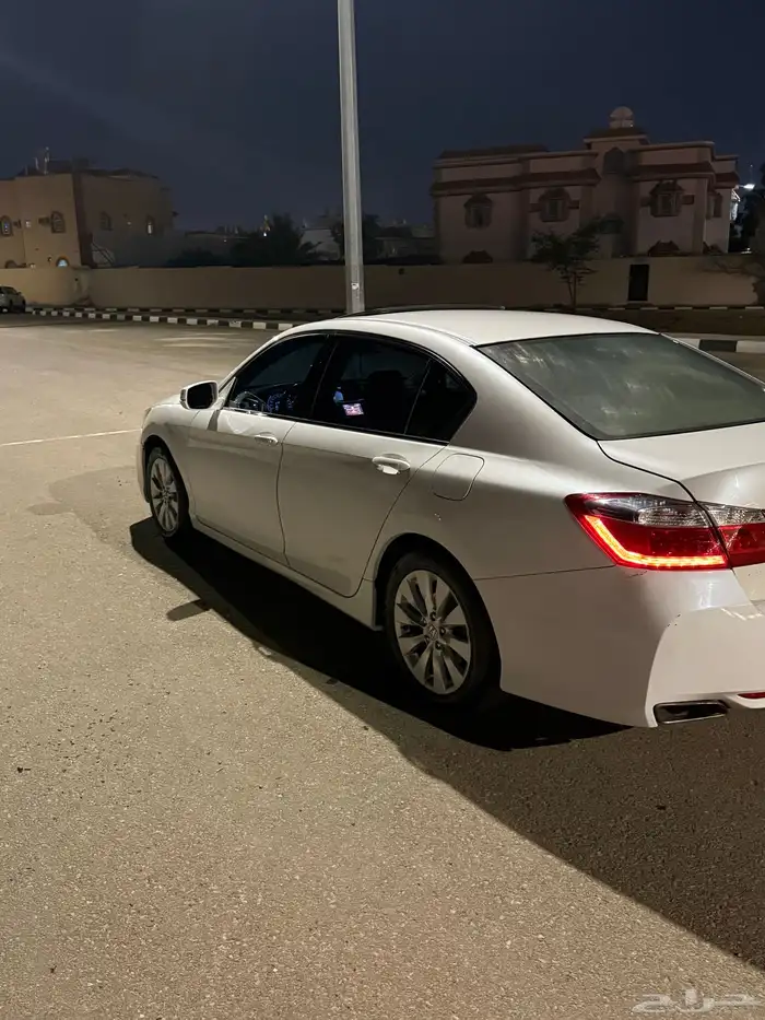 اكورد للبيع 2015 5