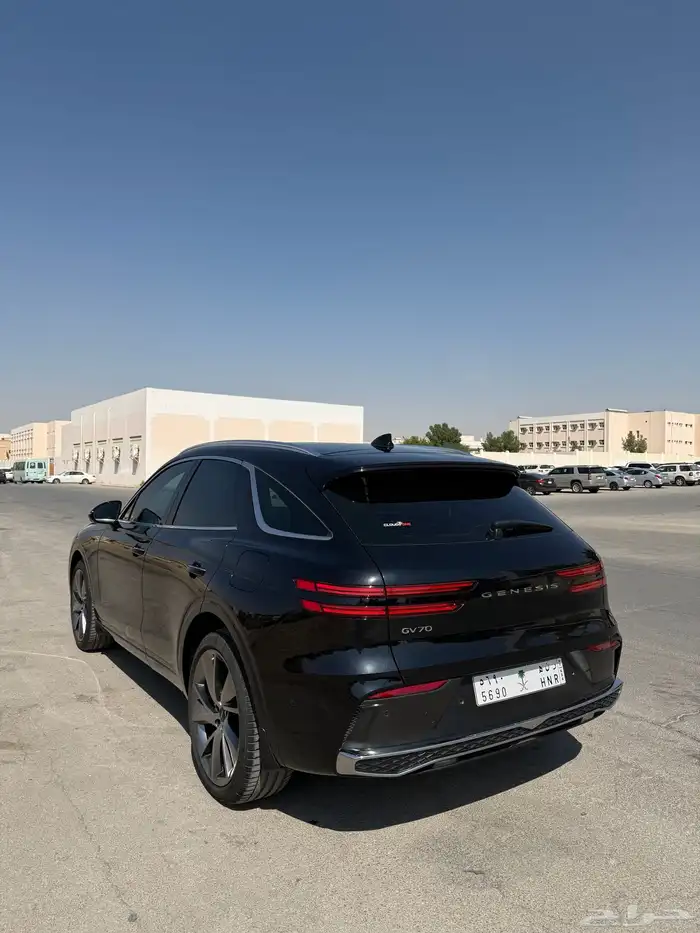 جيب جنسس GV70 3