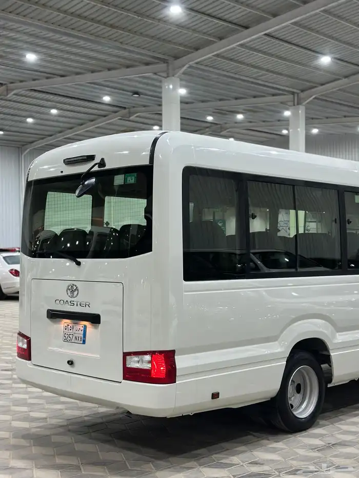 كوستر 2022 ديزل 23 راكب 7