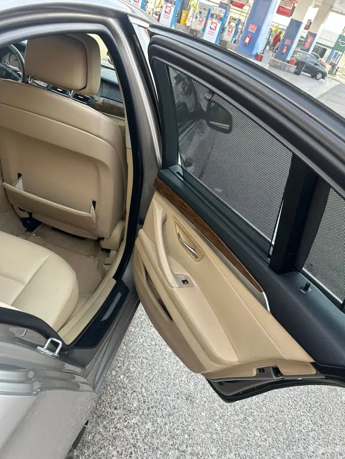 بي ام دبليو الفئه الخامسة 2011 11