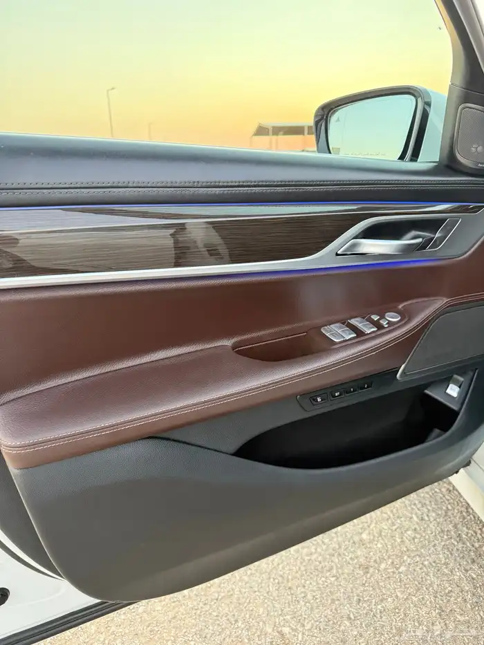 بي ام دبليو 2020 - 730Li 9