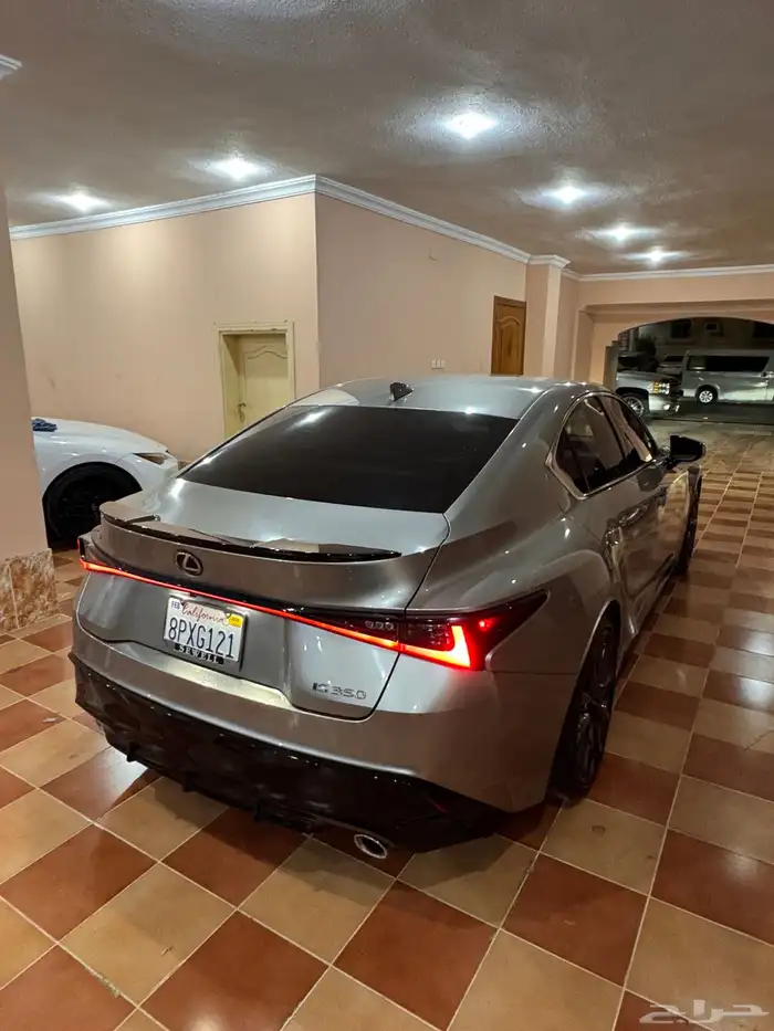 لكزس IS 350 F Sport 2023 11