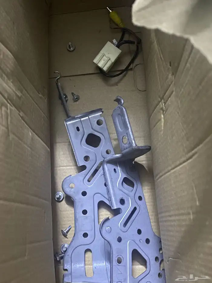 شاشه كامري مع ديكور اصليه 0