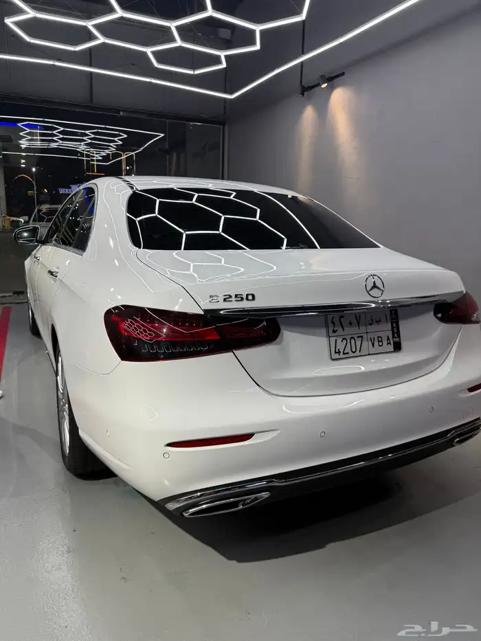 مرسيدس E250 موديل 2021 4
