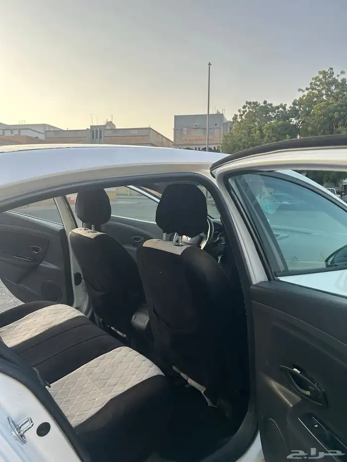 رينو فلوانس 2014 نظيفة 8