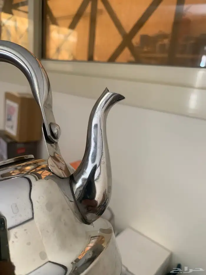 أبريق ستيل ثقيل بقاعدة عريضة وثقيلة طراز قديم 6