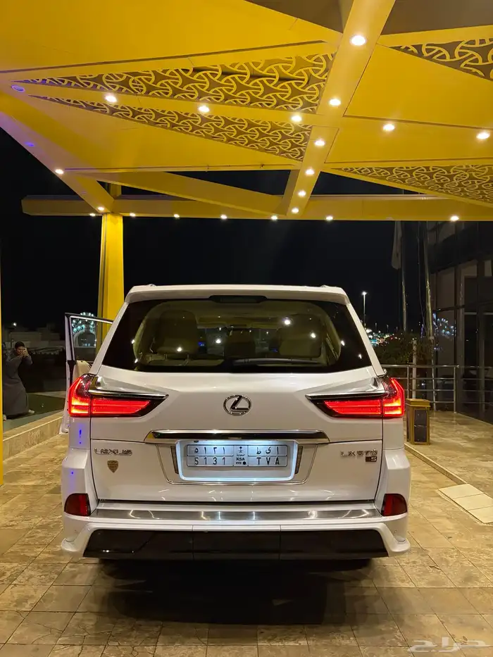 لكزس 2021 فل كامل عبداللطيف جميل 9