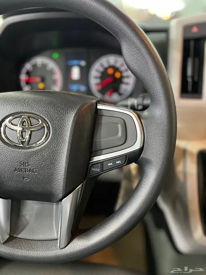 تويوتا هاي اس بضاعة سقف عالي ديزل يدوي2026 جديد 170.200شامل 15