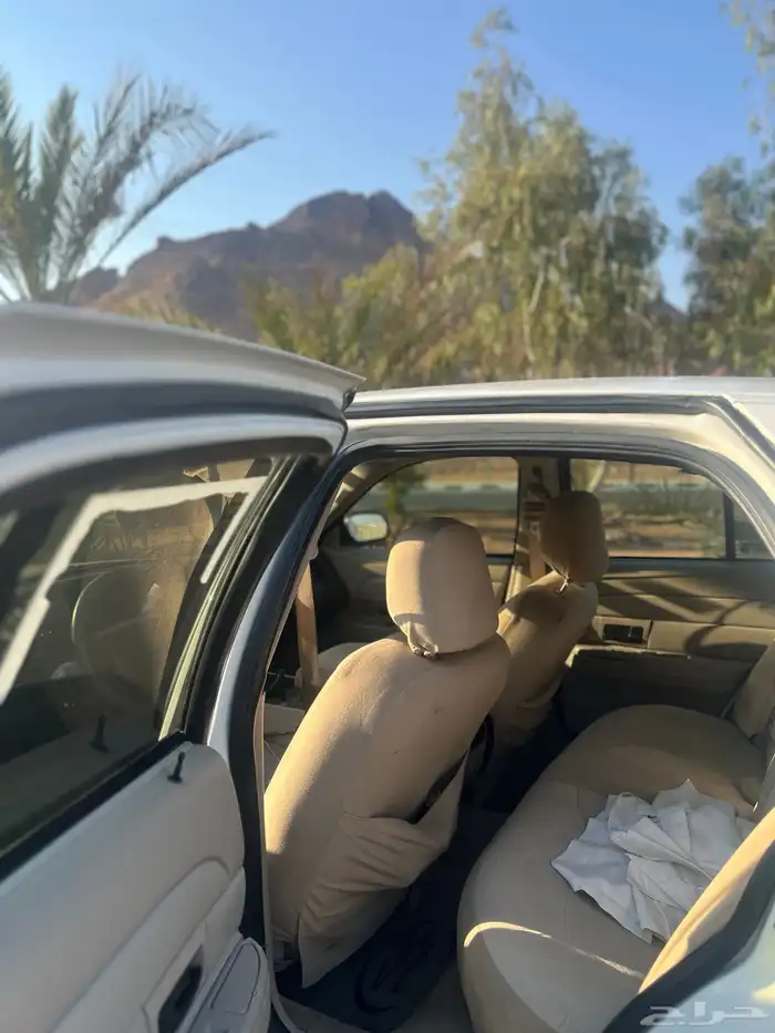 فورد فكتوريا بوليسي 2009 6