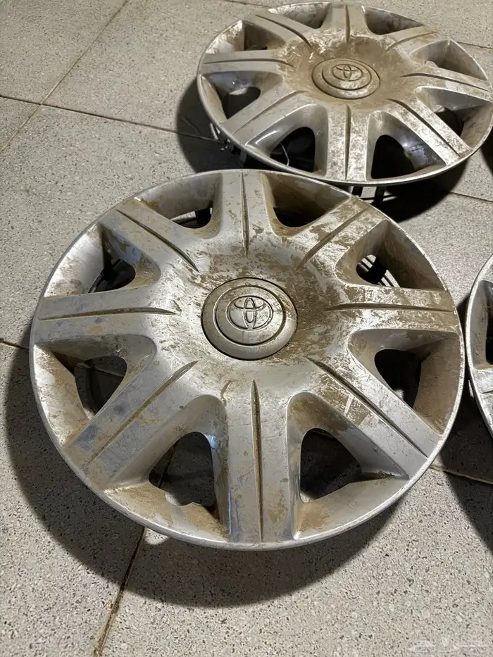 طيس كامري 2004 اصلي وكاله جديد بالكرتون . 4