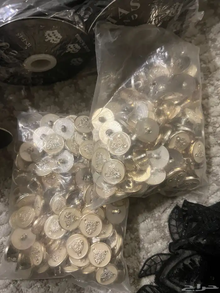 اغراض متجرللعبايات للبيع للبيع اقمشه وكلف عبايات جديده 13