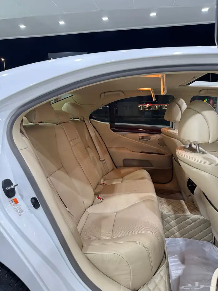 لكزس LS460 2015 وكالة 48