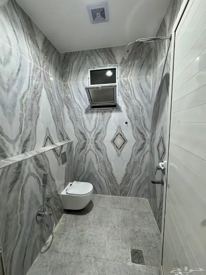 شقة الايجار فاخرة قريبه من الجامعه 5