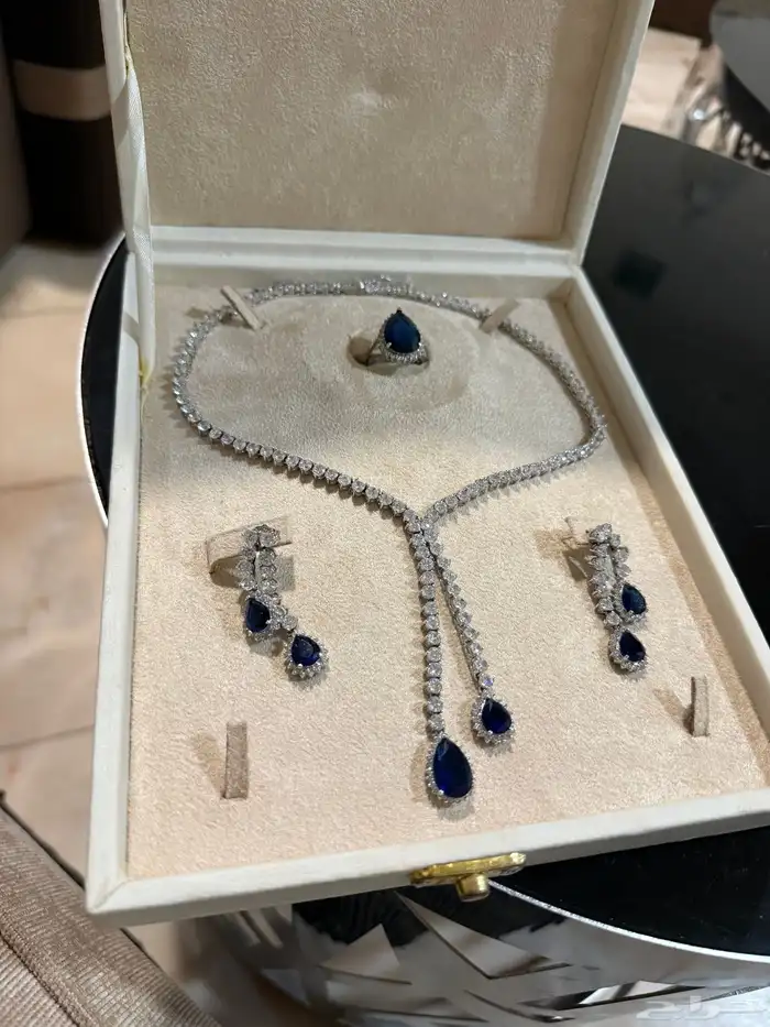 طقم شبه اللماس للبيع 0