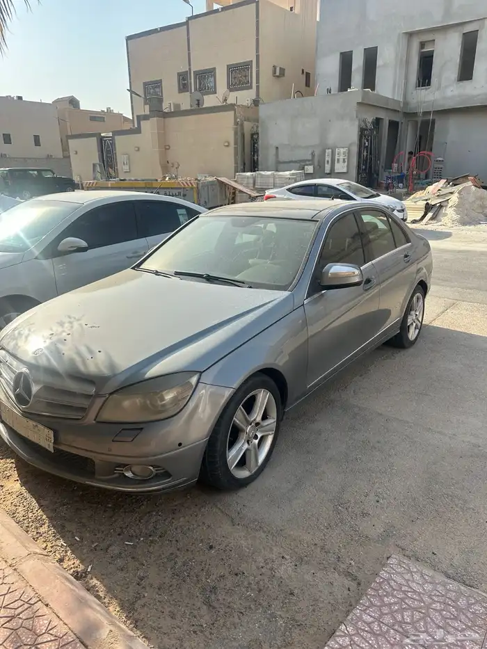 مرسيدس C300 موديل 2009 0