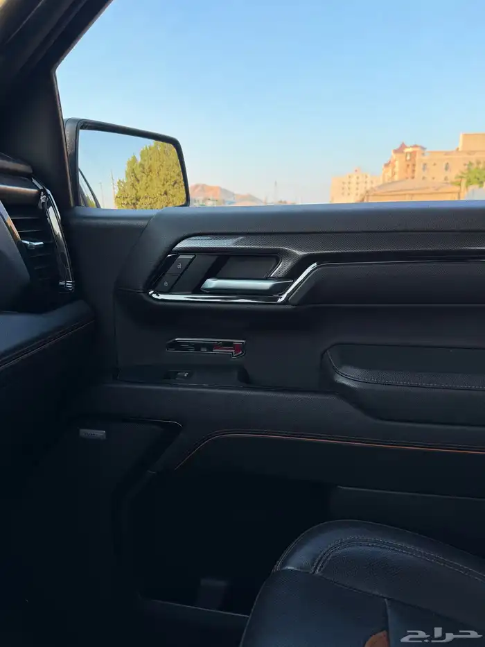 للبيع جمس سيراا AT4 غمارتين 2023 بيج 11