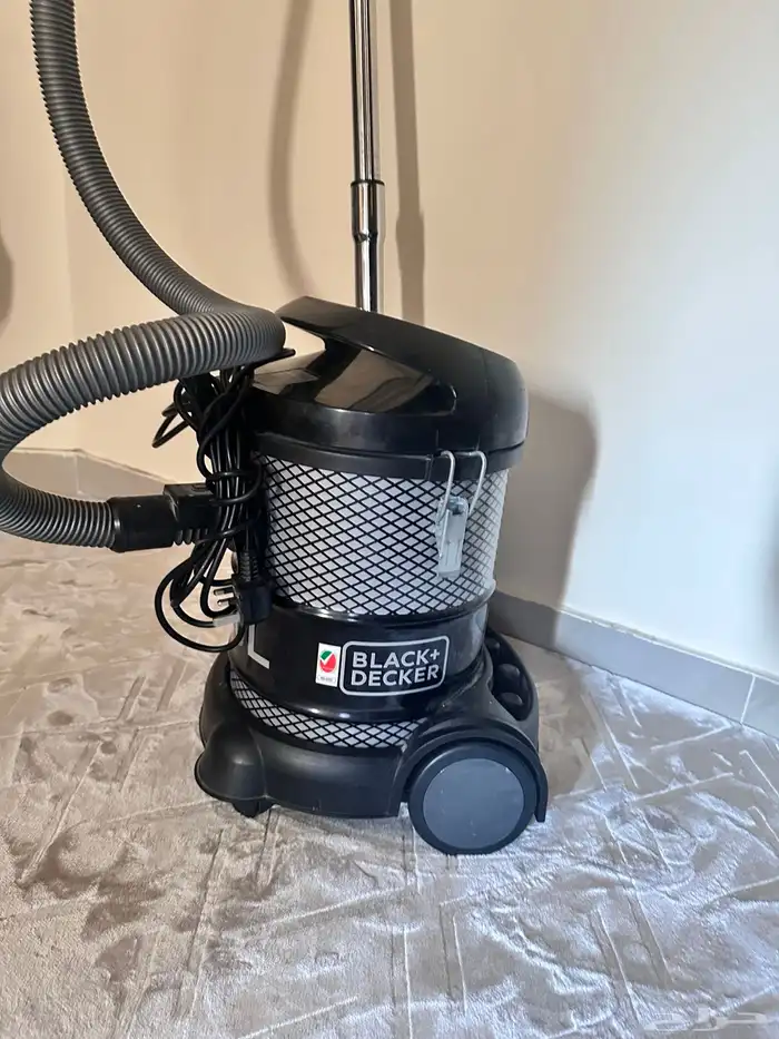 مكنسة برميل من شركة بلاك نظيفه ماخربان فيها ولا شي 0