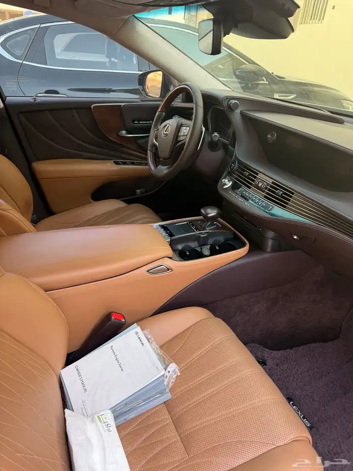 لكزس ls 500 H موديل 2018 فل كامل 6