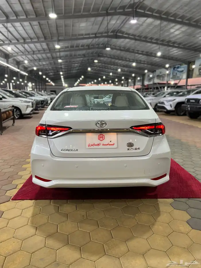 تويوتا   كورولا XLi استاندر 2.0 بنزين 2025جديد 78.750شامل 3