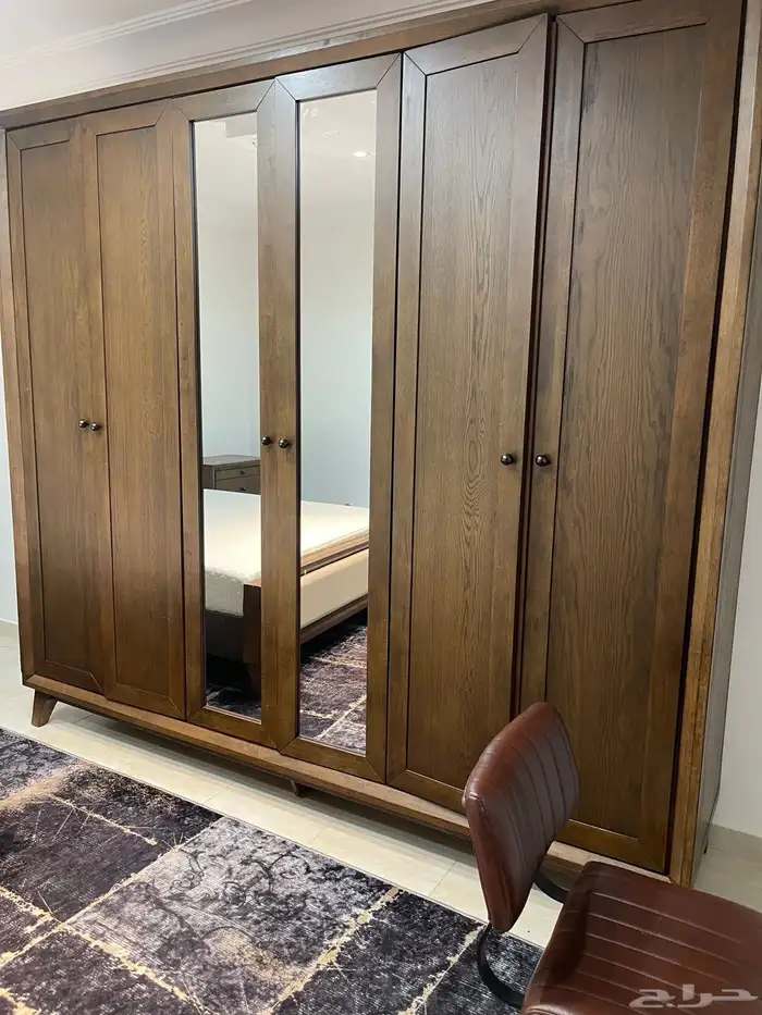 غرفة نوم من هوم سنتر صناعه ماليزي شبه جديده 4