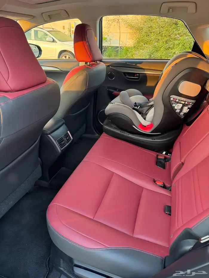 لكزس NX300 2020 9