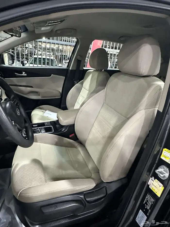 كيا سورنتو 2020 دبل 7 مقاعد لدى معرض(عبيد الرشيدي) 22